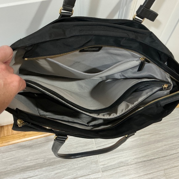 Tumi Sheryl Large NylonTote (Business Bag, Computer) - Picture 6 of 8